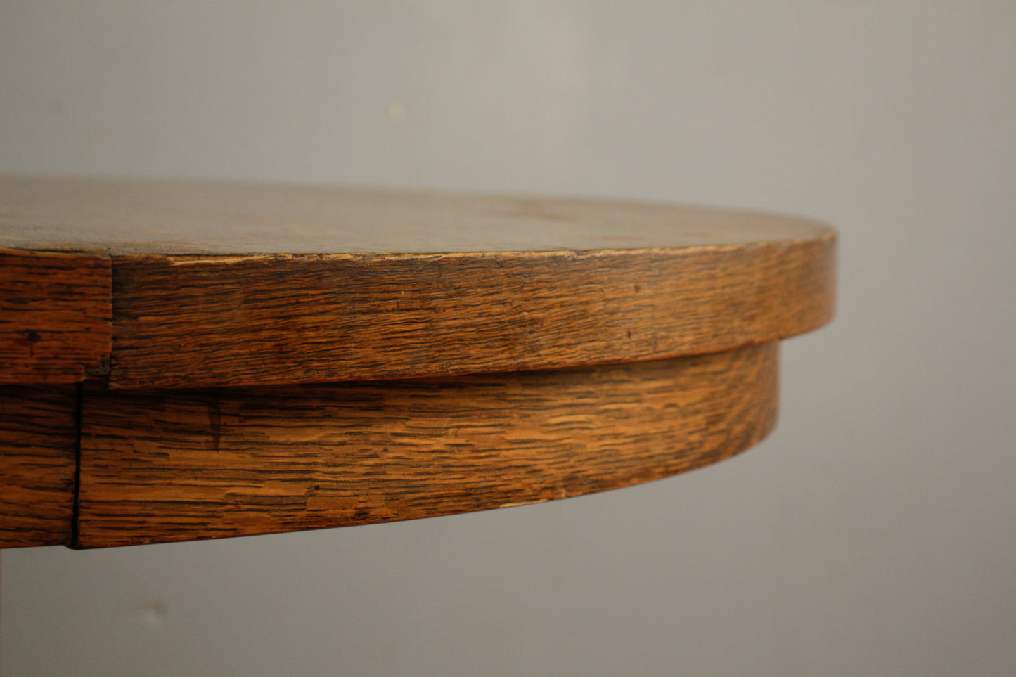 Round Tiger Oak Dining Table With 3 Leaves  - ONLINE ONLY