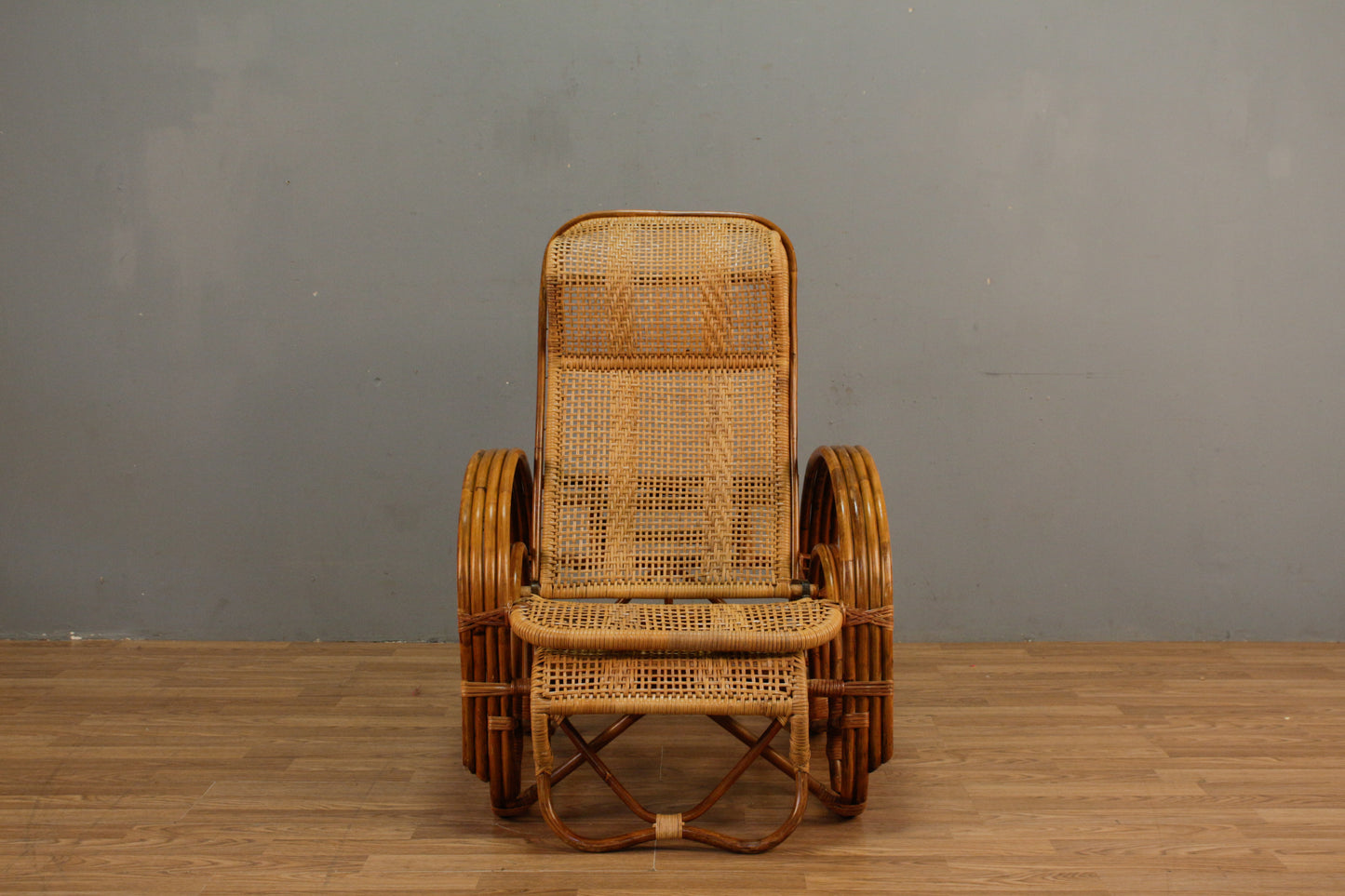 Rattan & Bamboo Reclining Lounge Chair