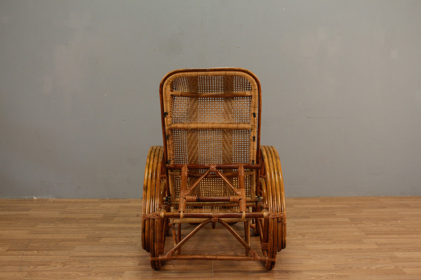 Rattan & Bamboo Reclining Lounge Chair