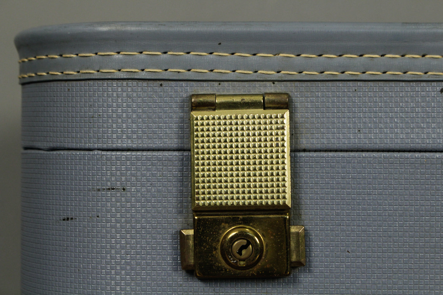 Lady Baltimore Blue Suitcase