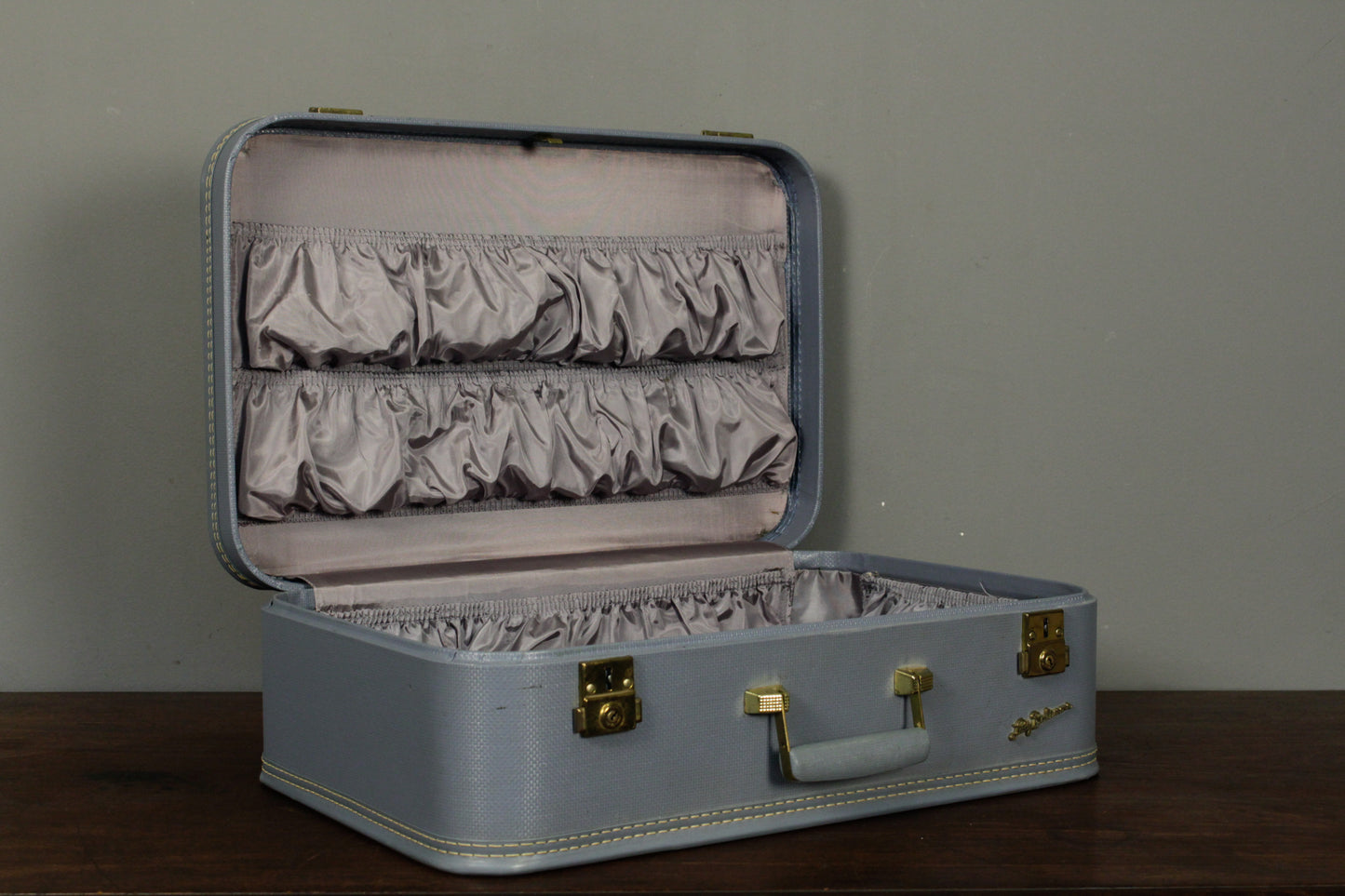 Lady Baltimore Blue Suitcase