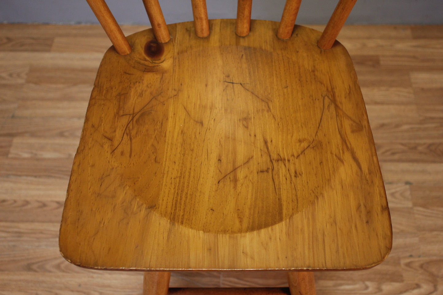 Pine Windsor Swivel Bar Stool