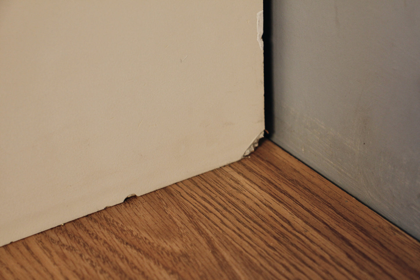 White & Rosewood 6-Drawer Credenza