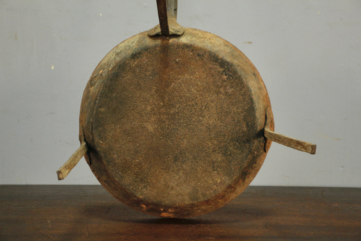 Antique Long-Handle Spider Skillet