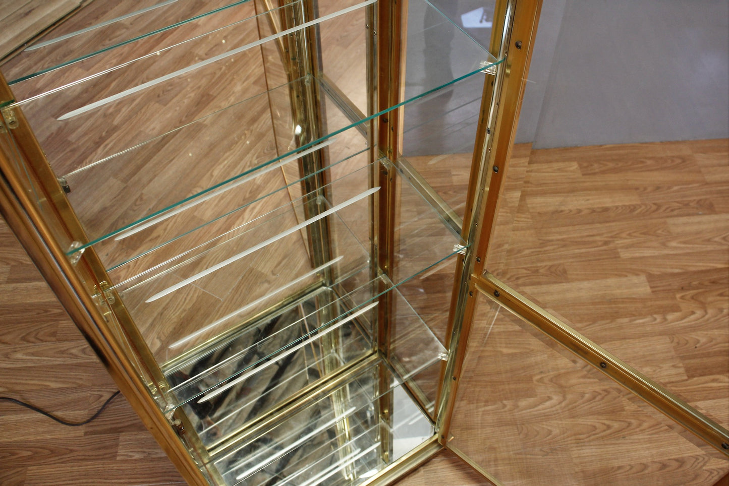 1980s Slim Mirrored Glass Vitrine