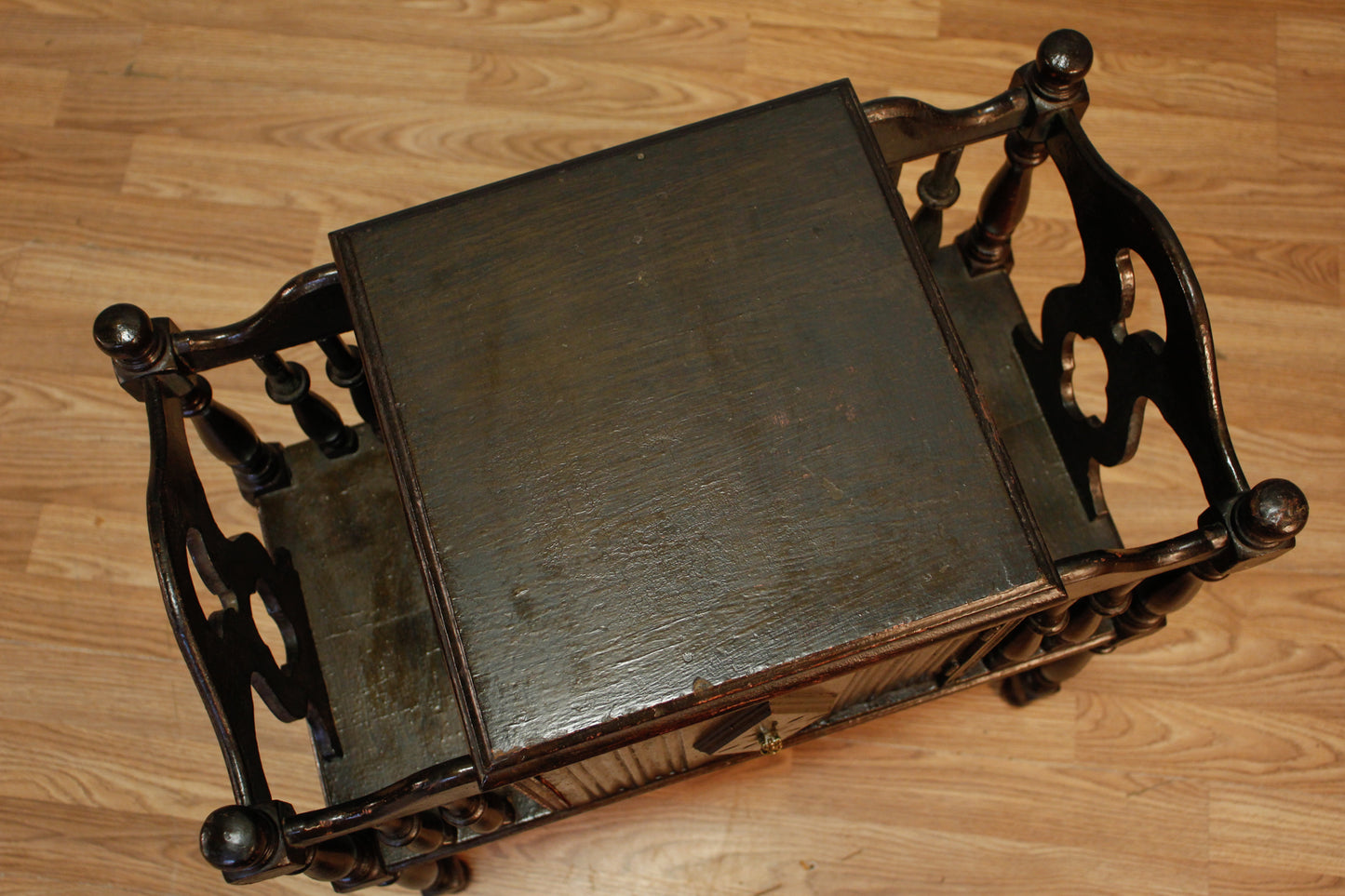 Antique Humidor Caddy End Table