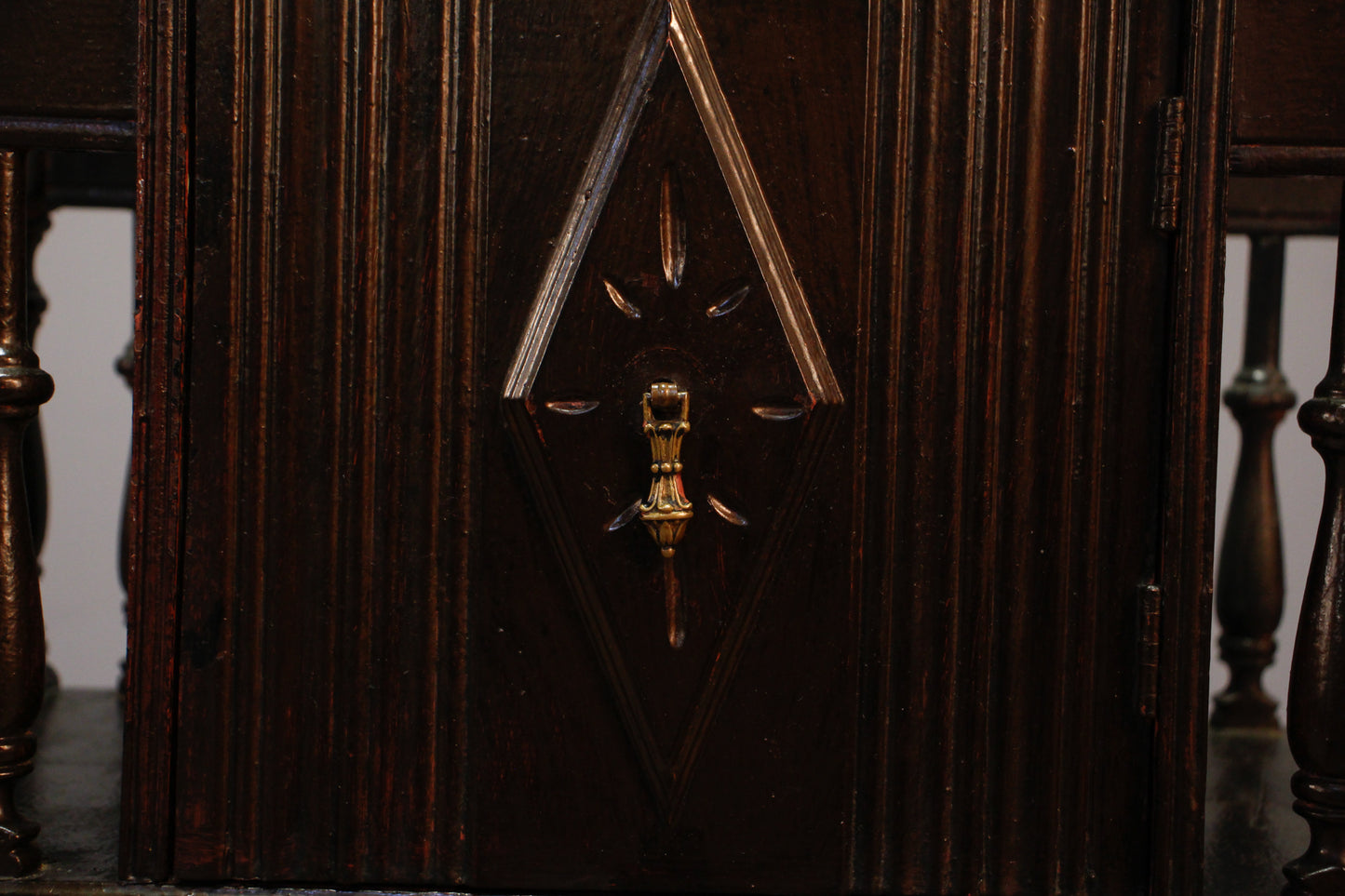 Antique Humidor Caddy End Table