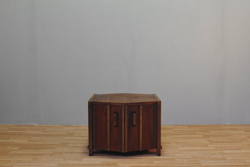 Large Lane Paneled 2-Door End Table - ONLINE ONLY