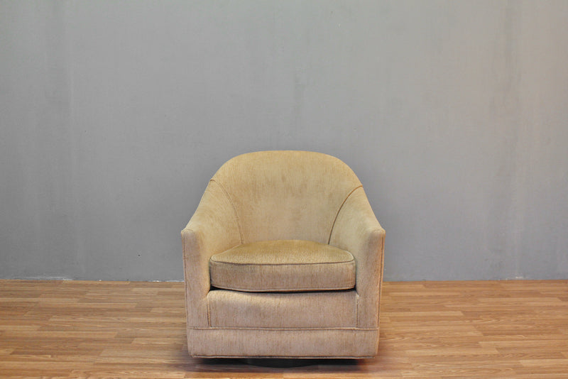 Fawn Curved Swivel Club Chair - ONLINE ONLY