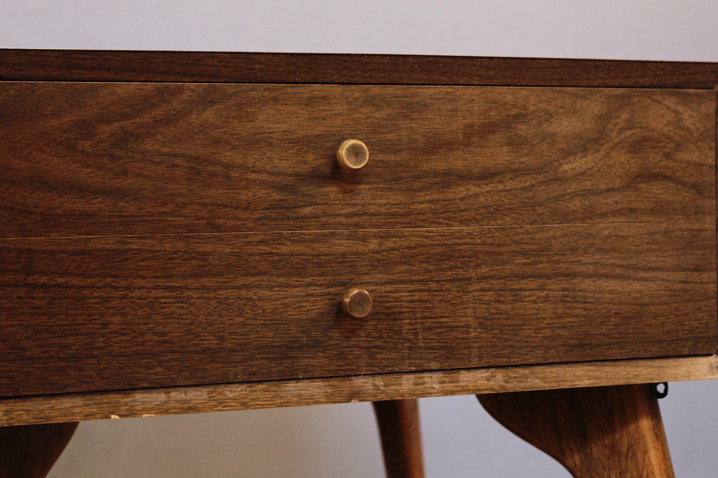 Mid Century Sculptural 1-Drawer Side Table