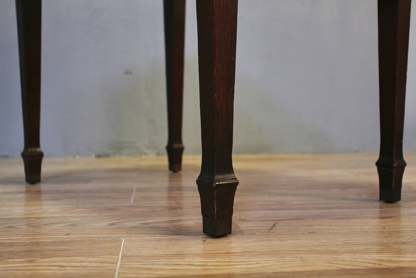 Dark Wood & Leather Inlaid Drop-Leaf End Table