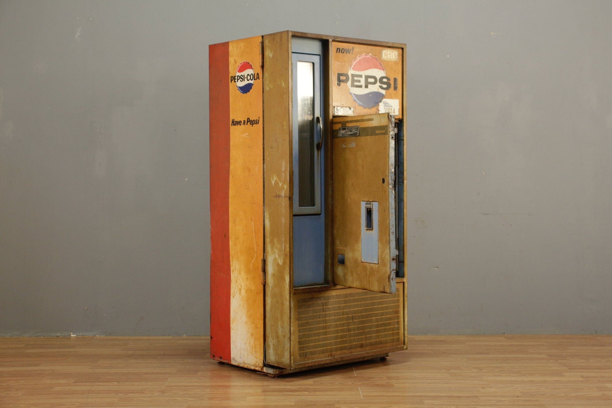 1960s Pepsi Vending Machine - ONLINE ONLY – Furnish Green