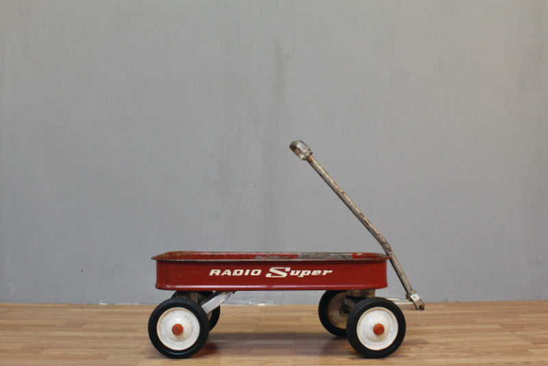 Small Radio Super Red Wagon