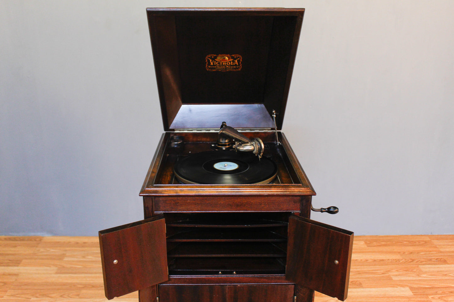 1920s Victrola Victor Talking Machine - ONLINE ONLY