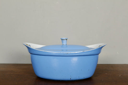 Cornflower Cast Iron Dutch Oven