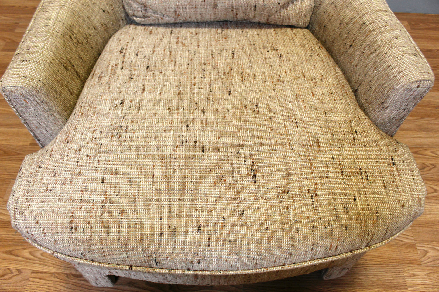 Huffman-Koos Oatmeal Club Chair