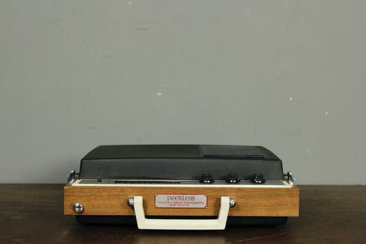 1970s Peerless Portable Radio Phonograph