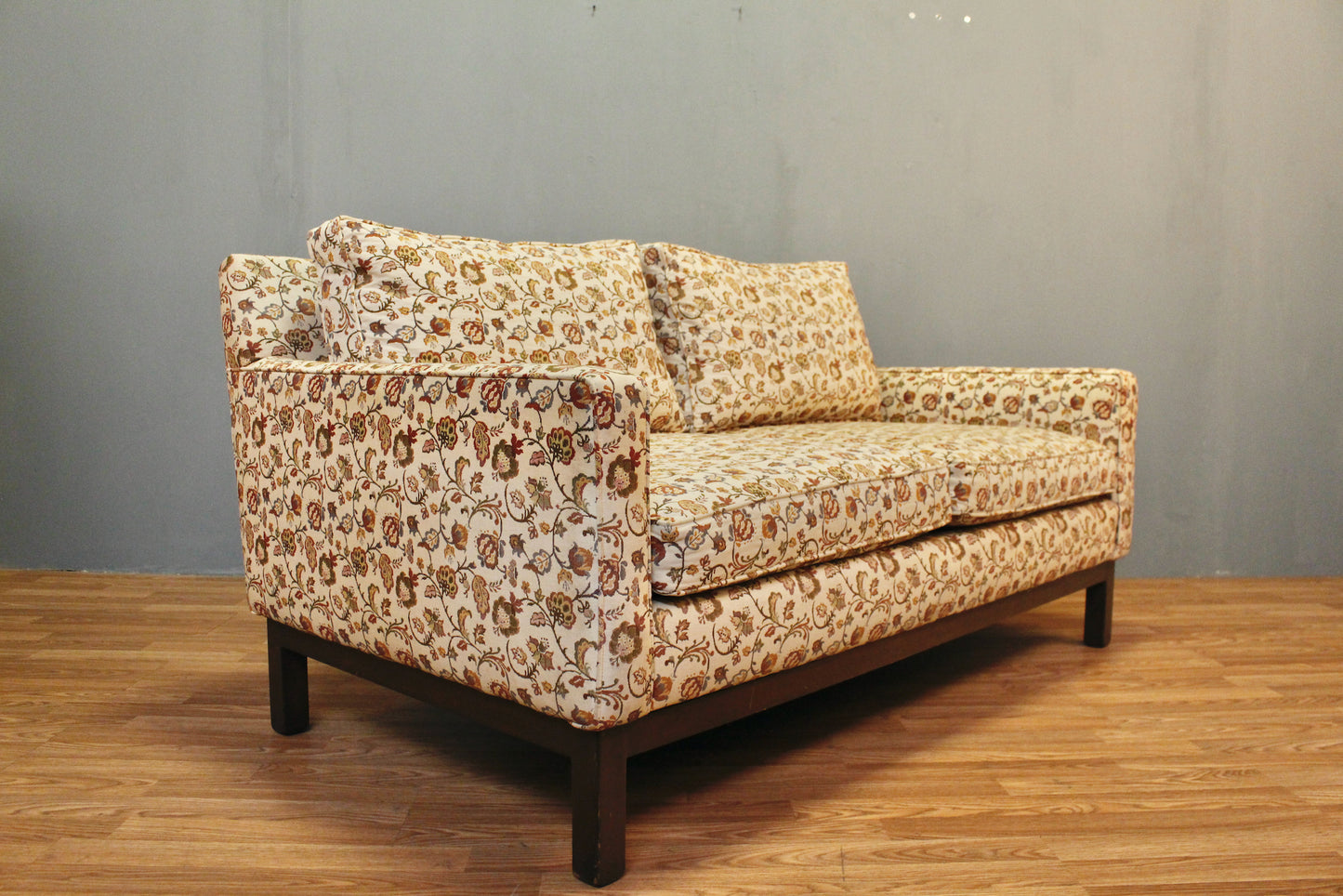 Cream Floral Loveseat - ONLINE ONLY