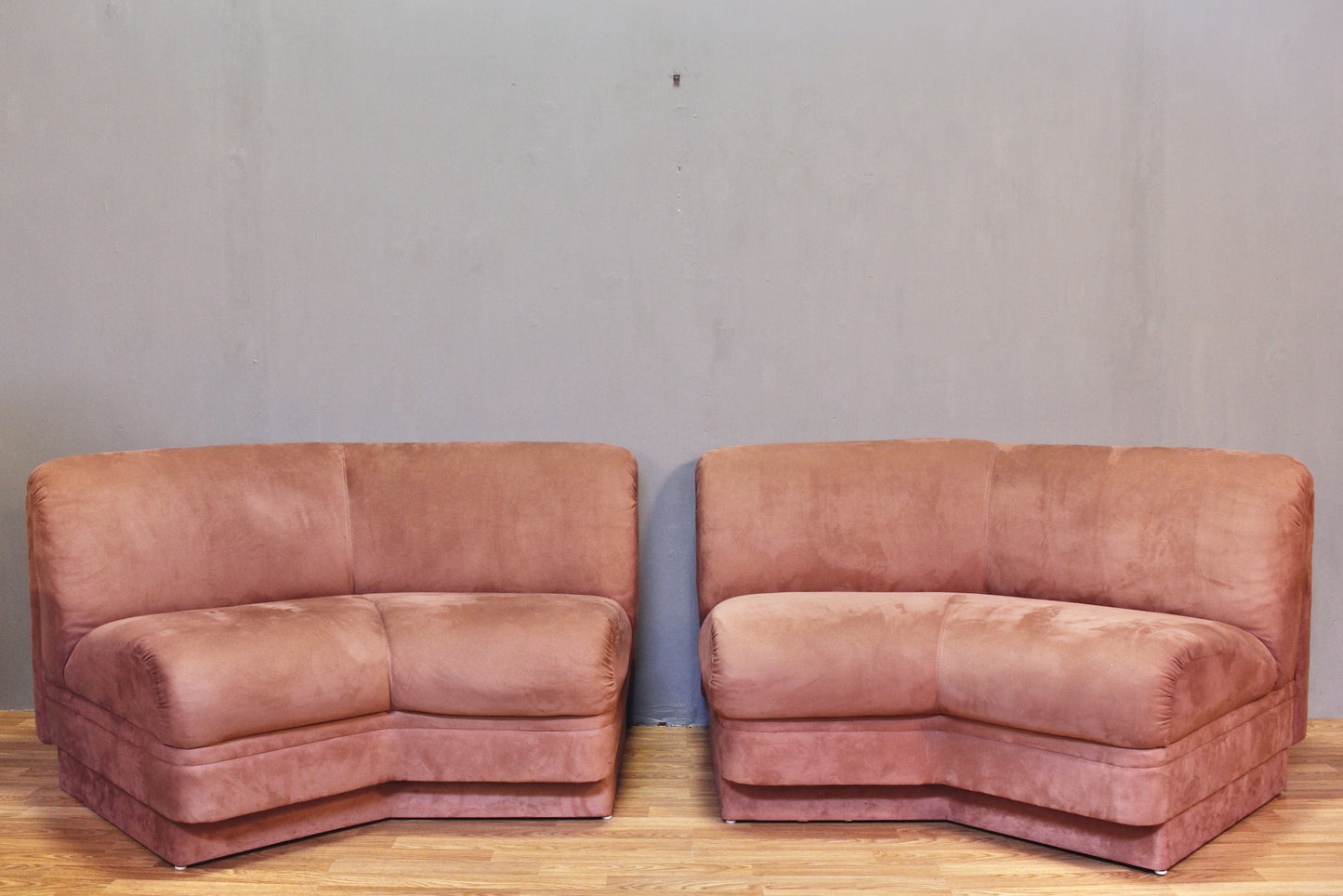 Mauve Microsuede Corner Loveseat - ONLINE ONLY