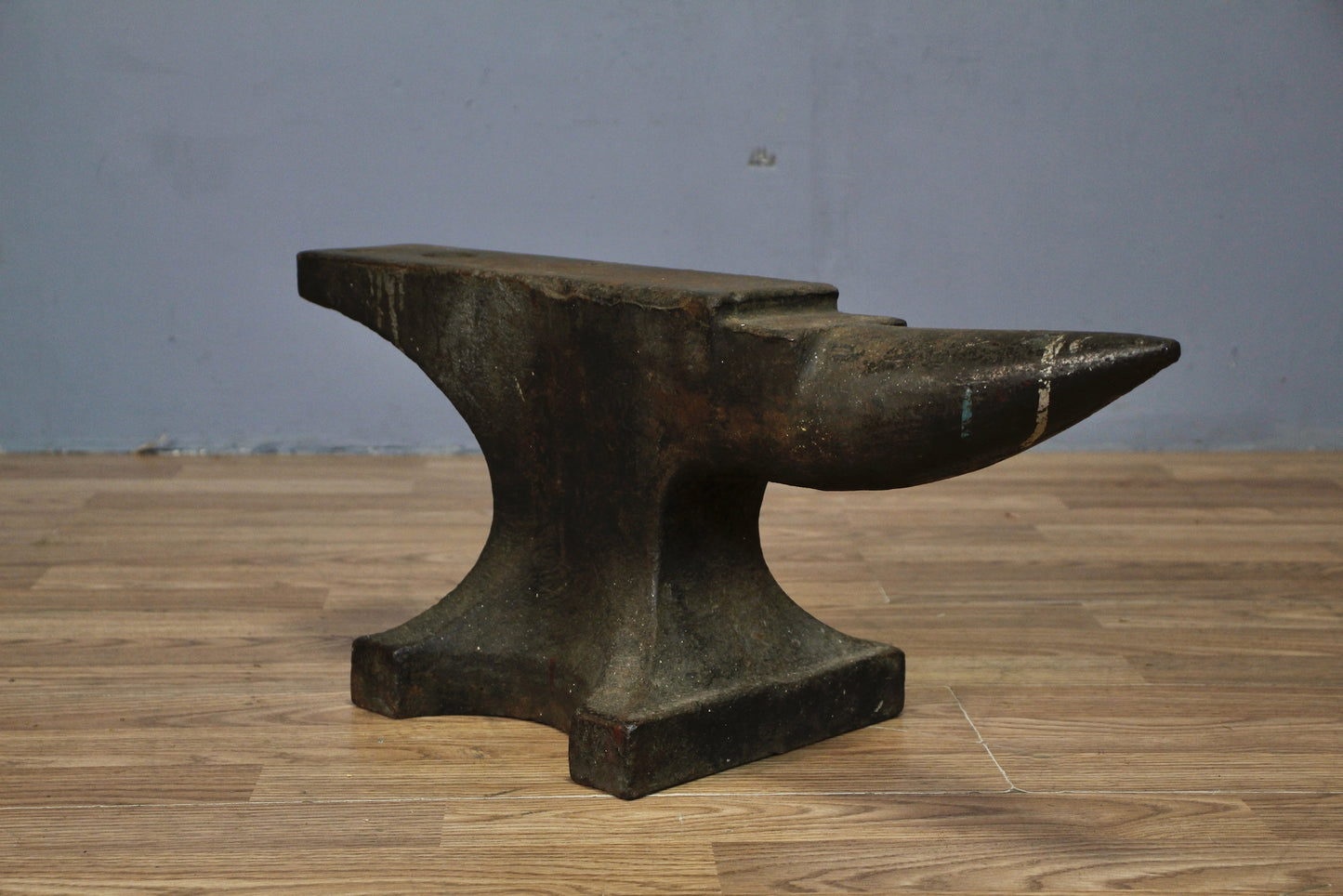 Antique Iron Anvil - ONLINE ONLY