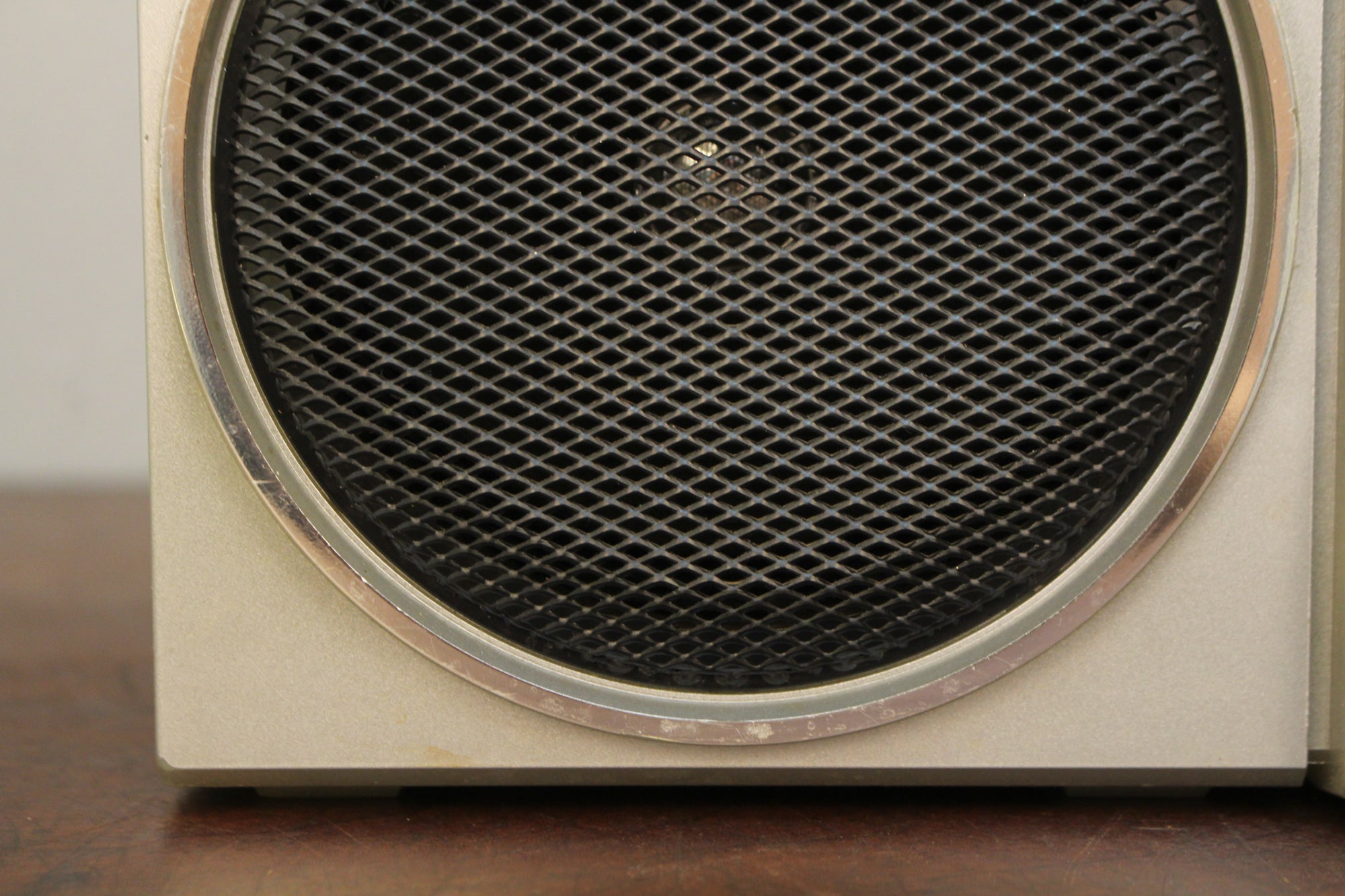 リズミエット 1980s Hitachi Dual Cassette Boombox – Furnish Green