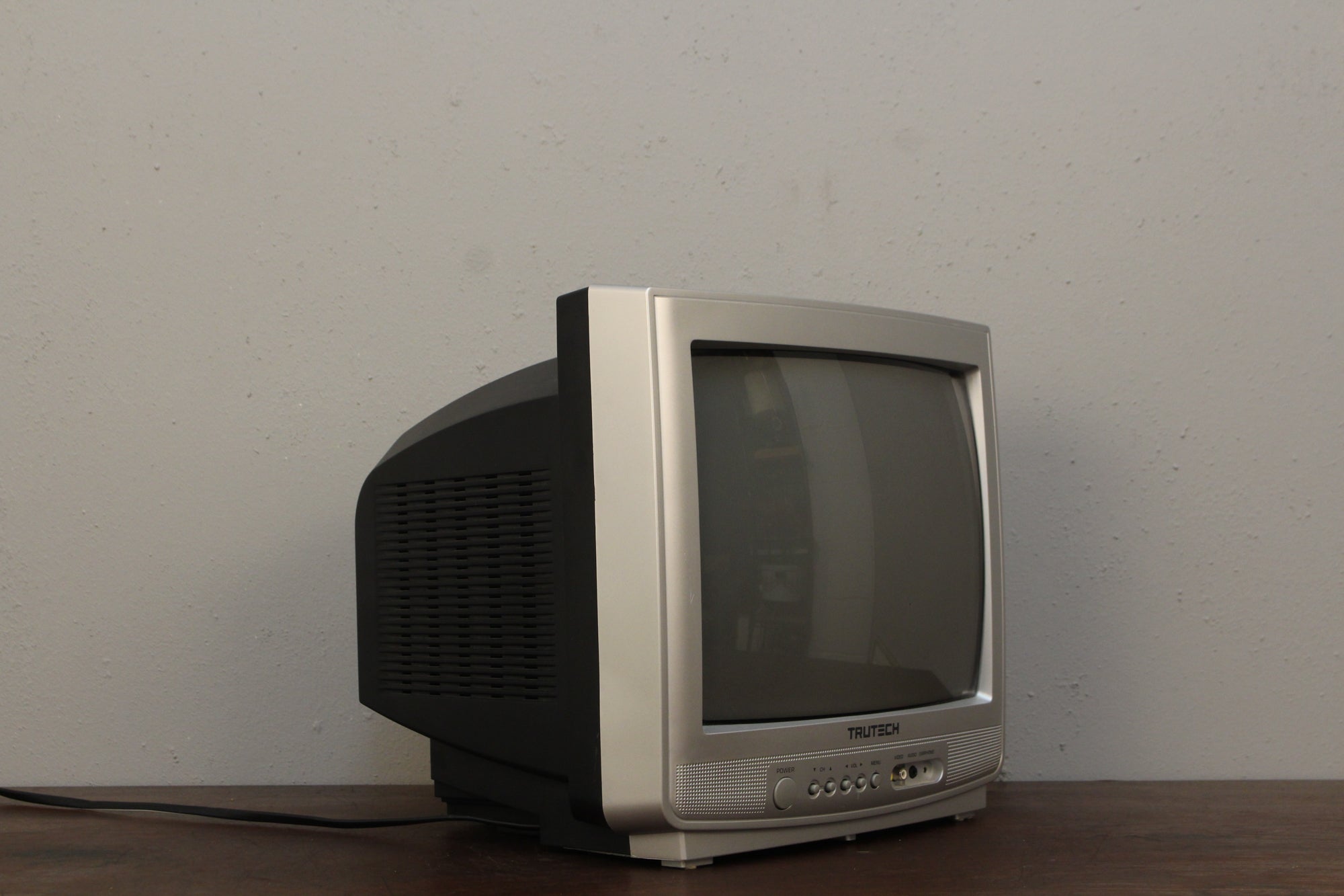 Y2K Trutech Television – Furnish Green