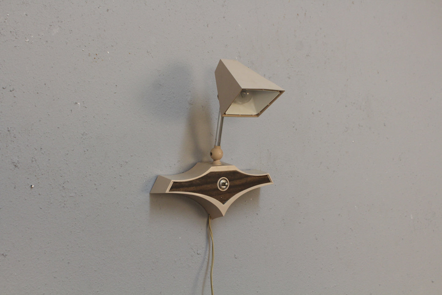 Retro Mini Wall-Mounting Lamp