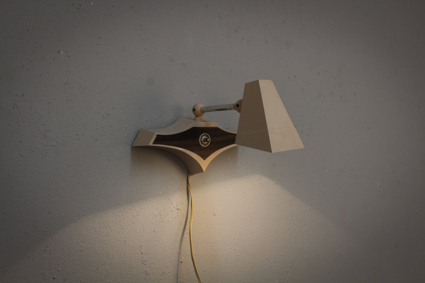 Retro Mini Wall-Mounting Lamp