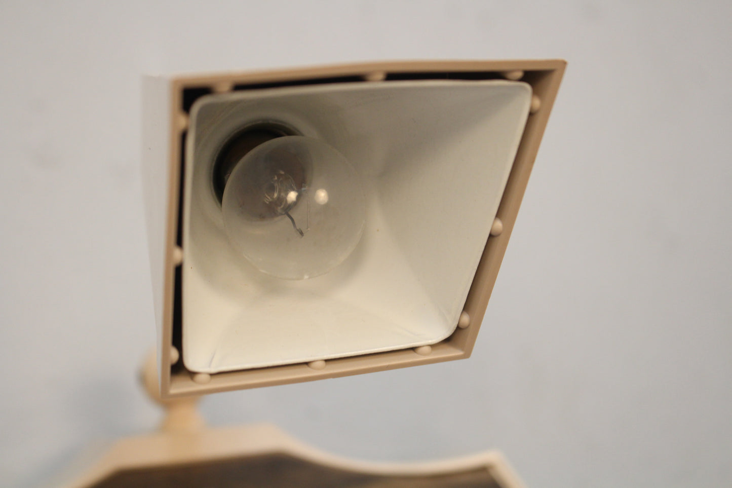 Retro Mini Wall-Mounting Lamp
