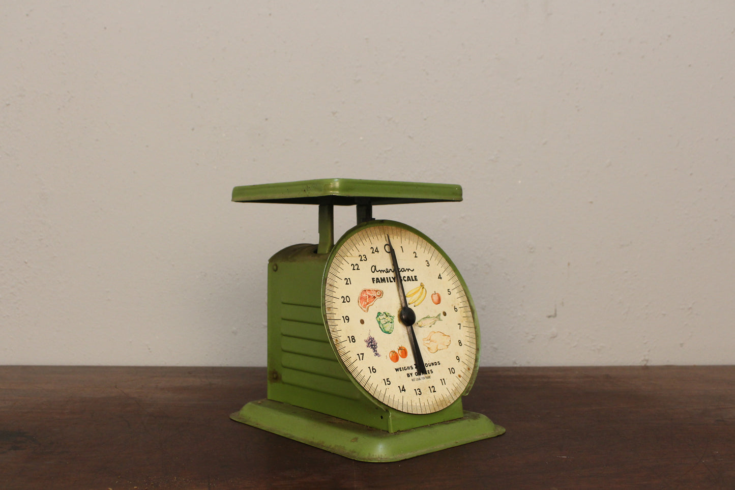 Retro Green Kitchen Scale