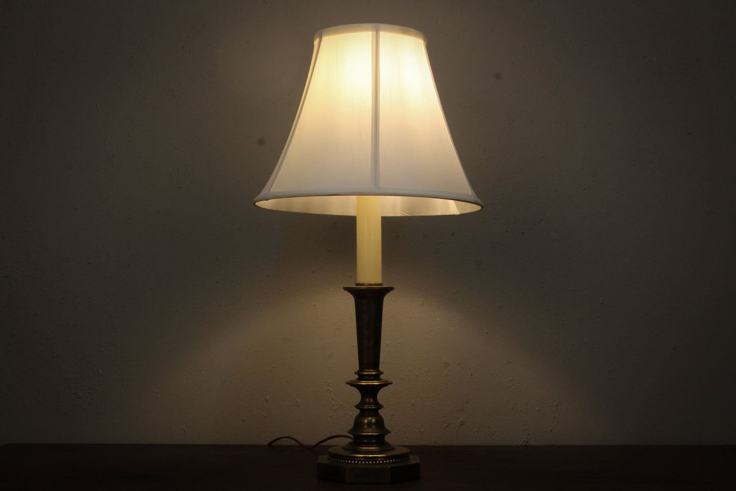 Classic Brass Table Lamp