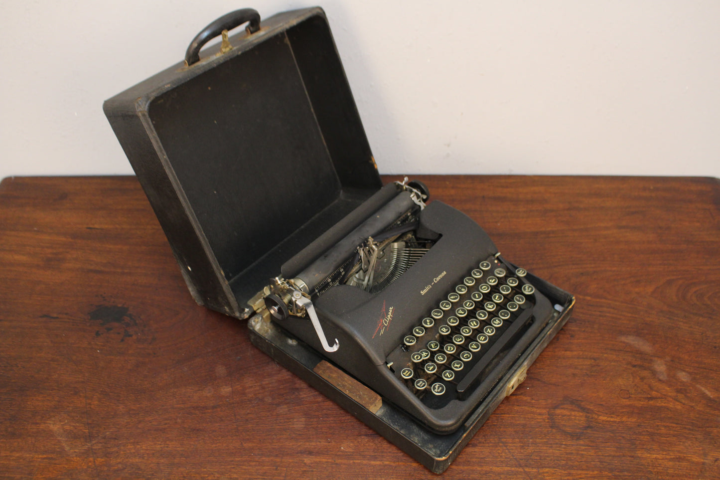 Smith-Corona "Clipper" Typewriter with Case
