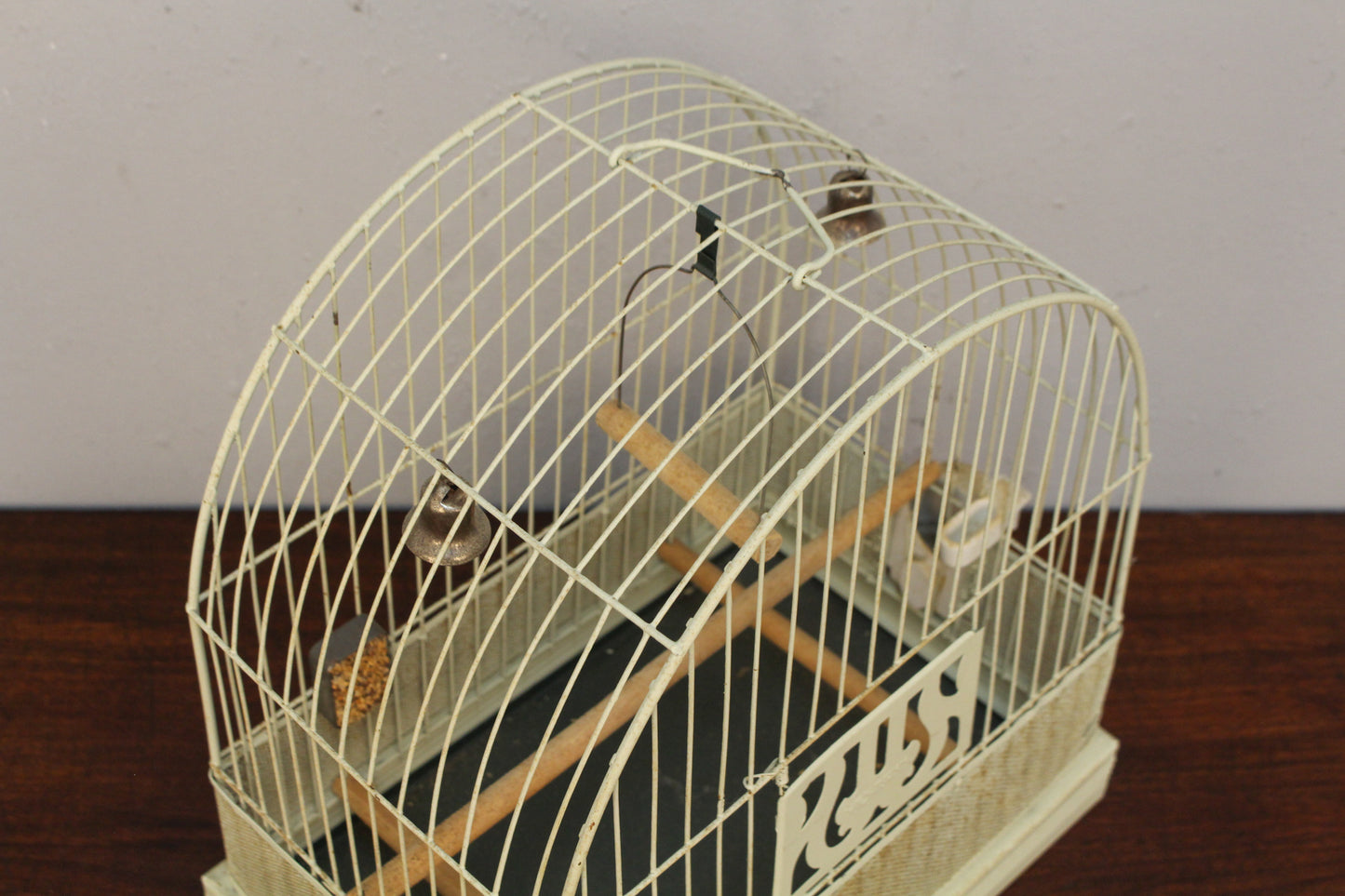 Hendryx Metal Bird Cage