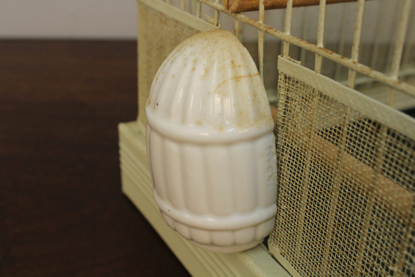 Hendryx Metal Bird Cage