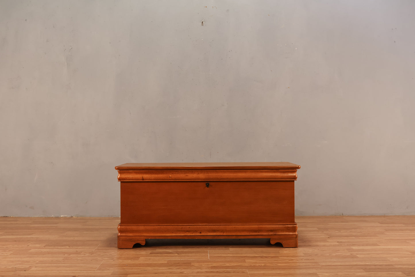 Classic Cedar-Lined Chest