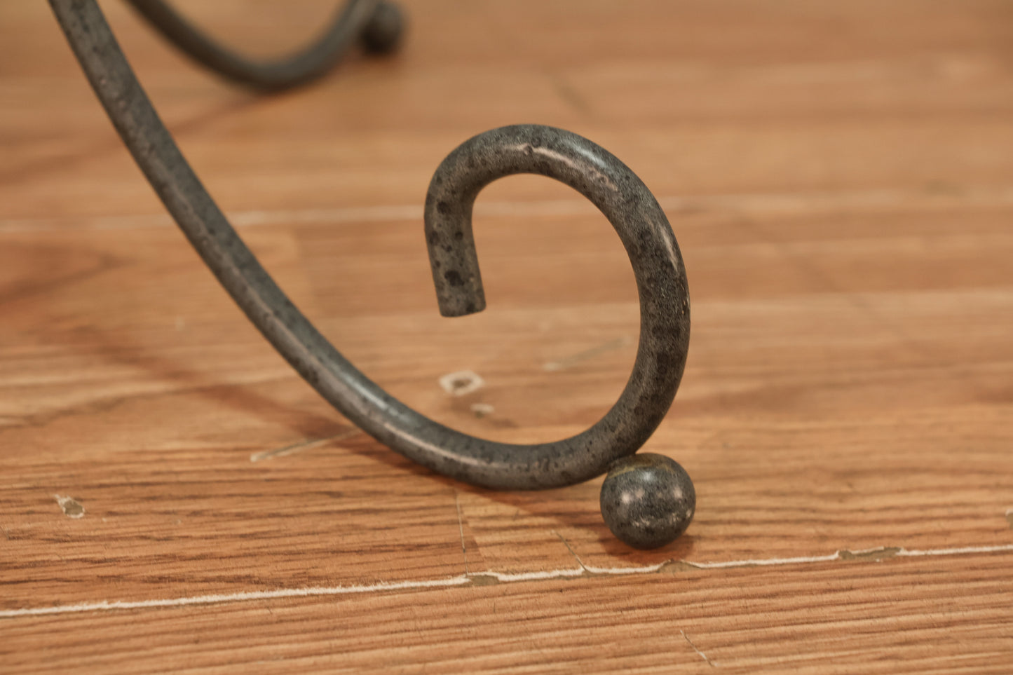 Grey Speckled Metal Coat Rack - ONLINE ONLY