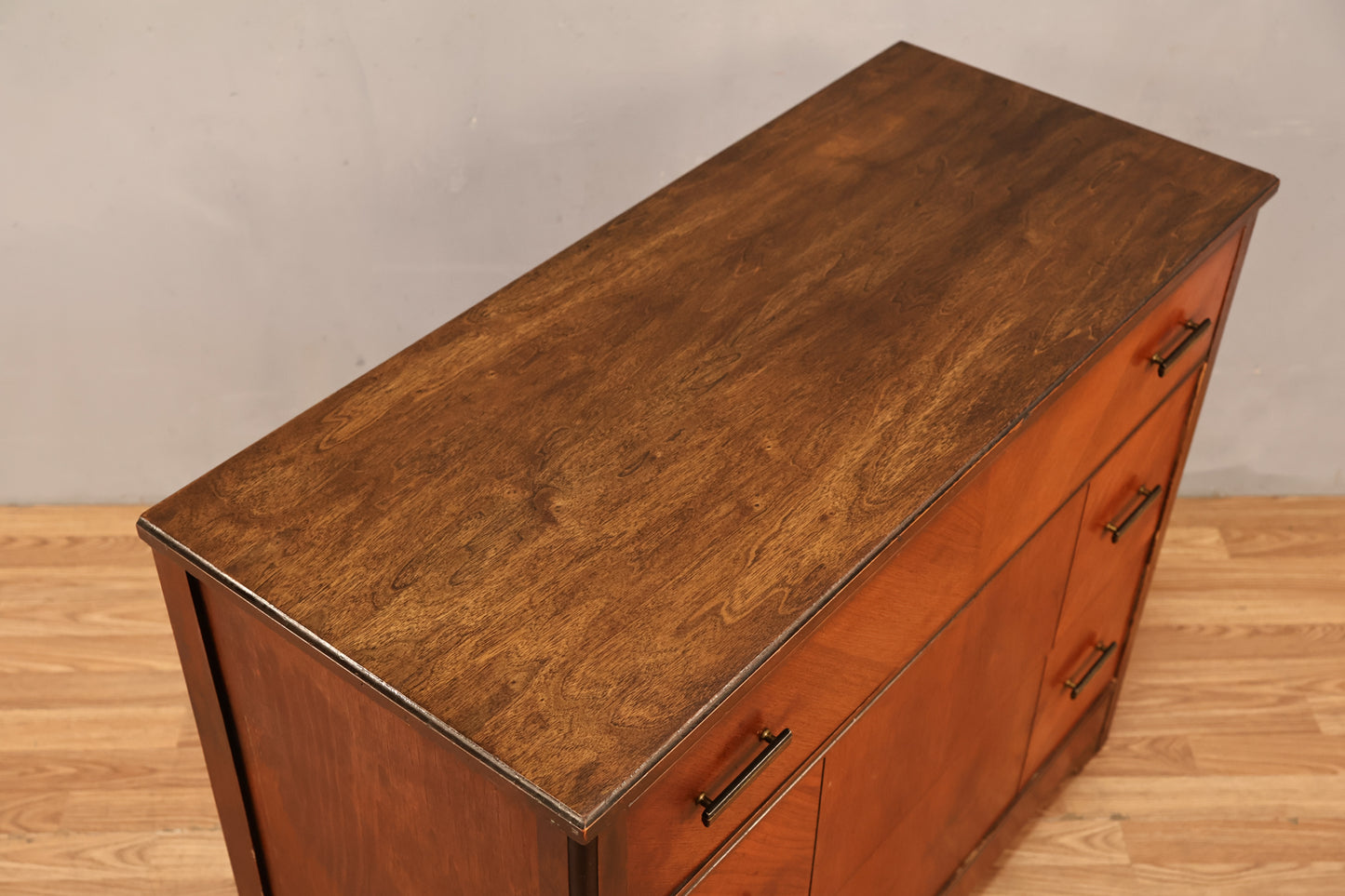 Art Deco 3-Drawer Dresser