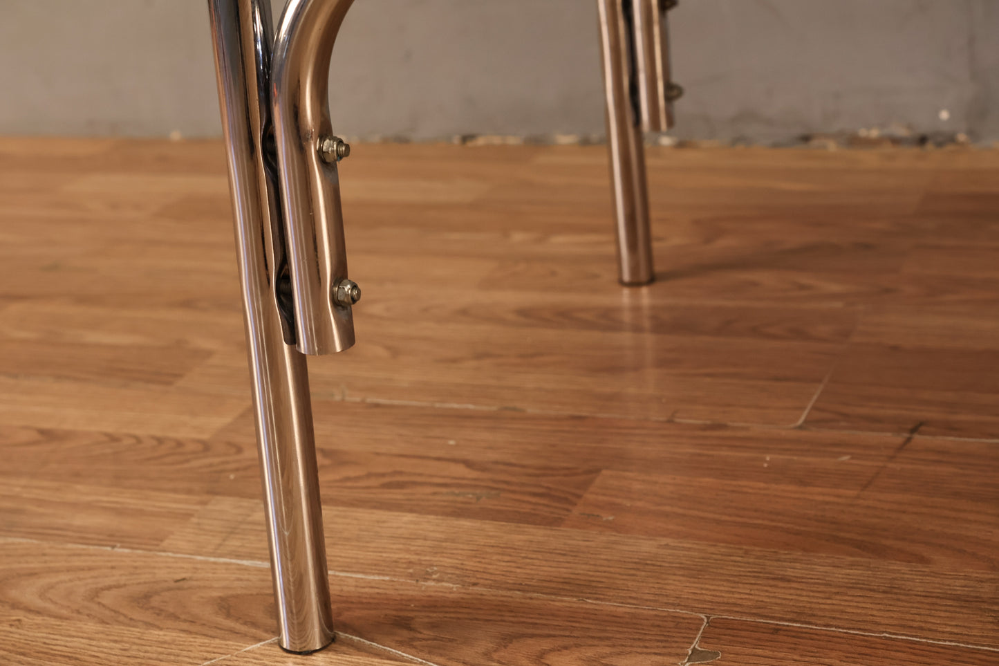 Camel Vinyl & Chrome Shampoo Chair - ONLINE ONLY