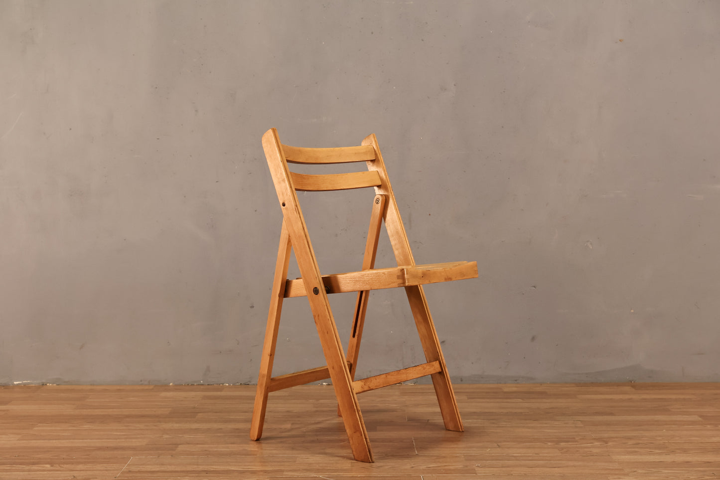 Slatted Blonde Folding Chair A - ONLINE ONLY