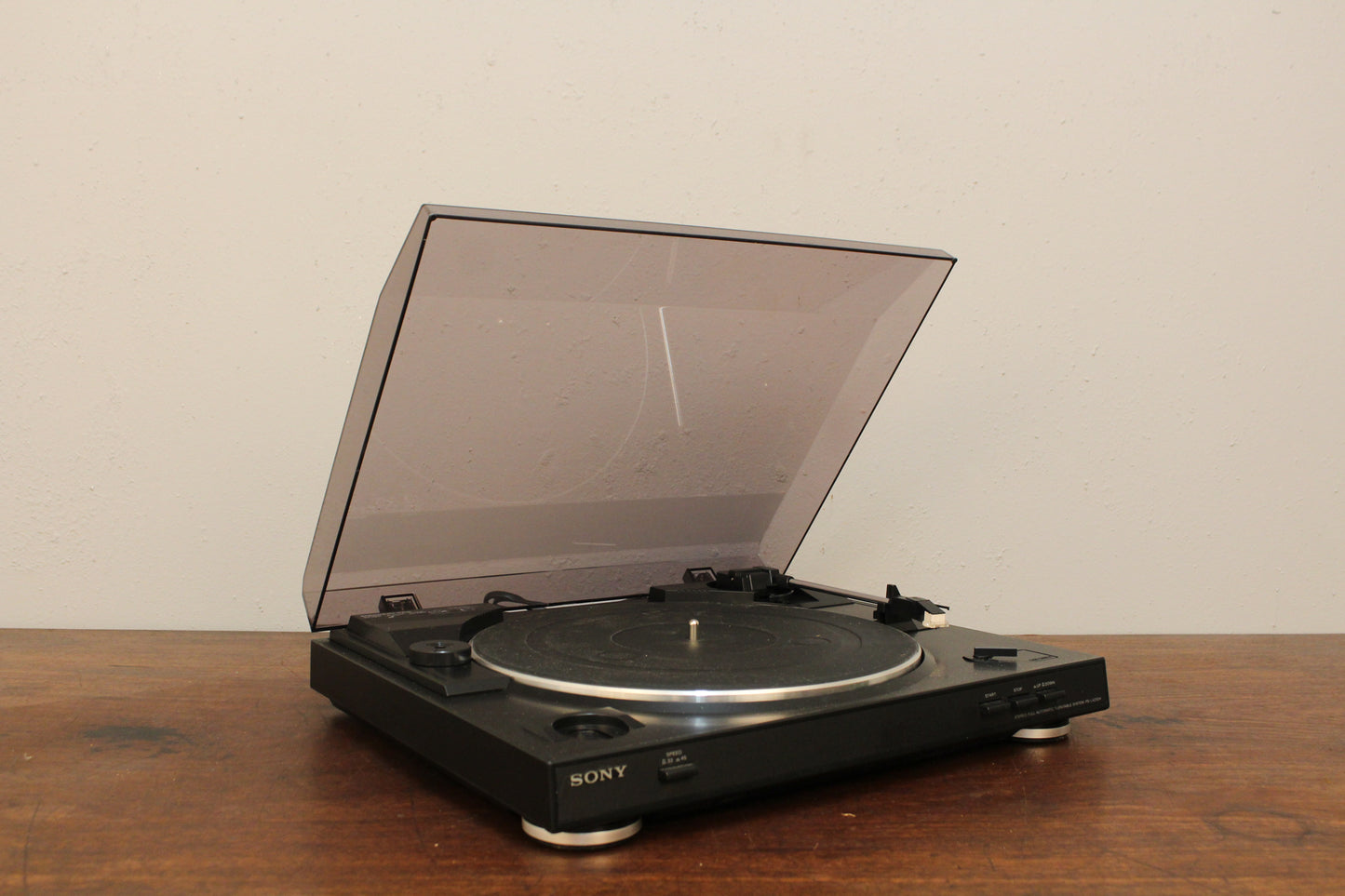Prop Sony Turntable