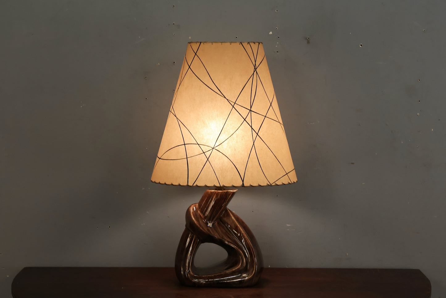 Ceramic Knot Table Lamp