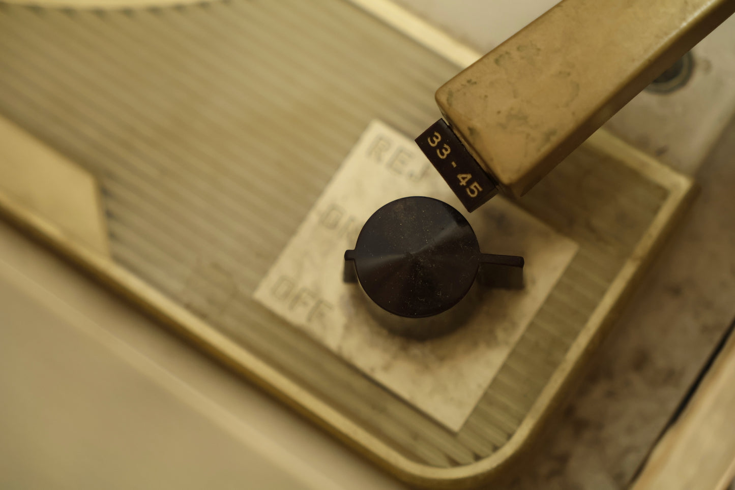 Prop Portable Turntable