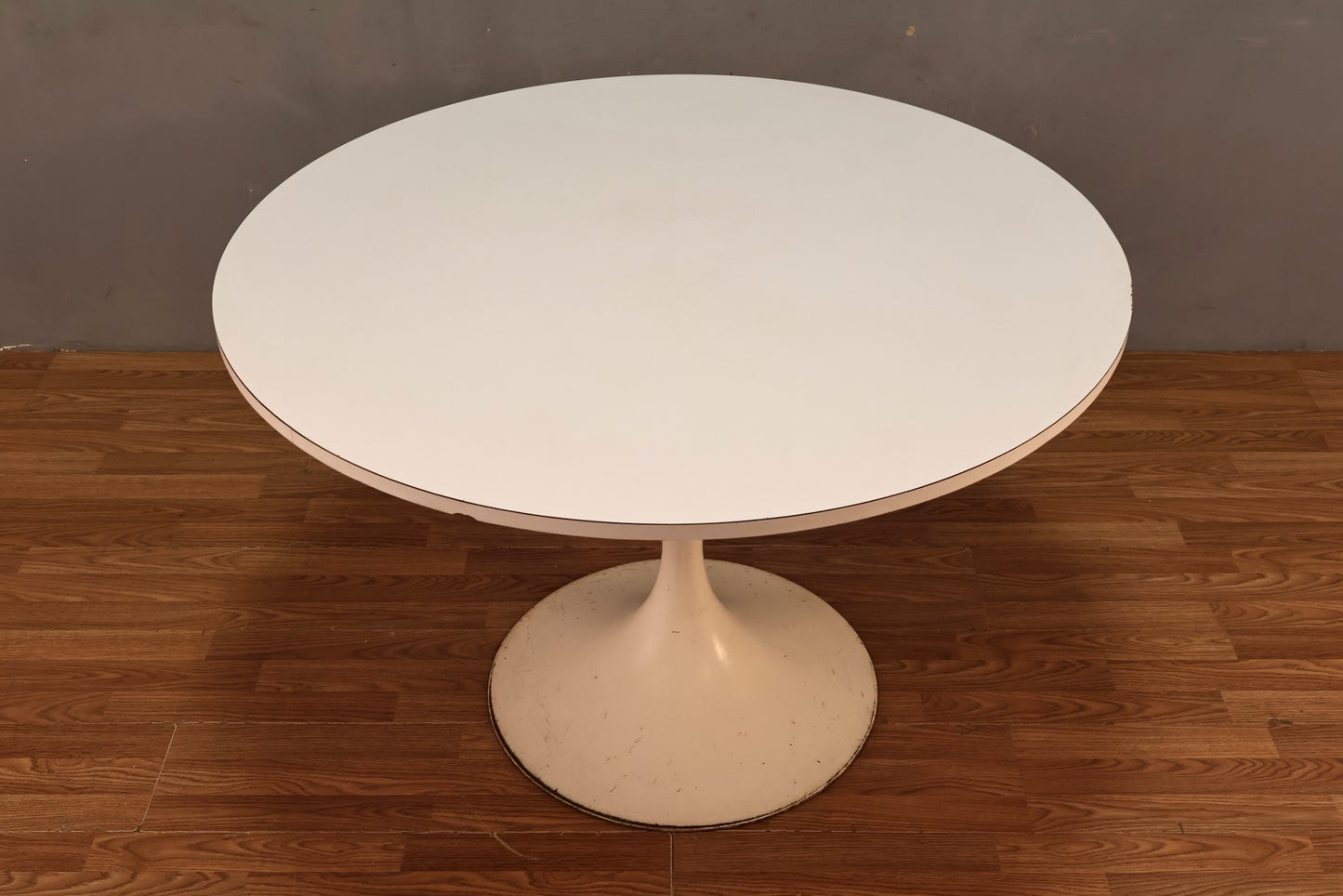 Mod White Tulip-Style Dining Table - ONLINE ONLY