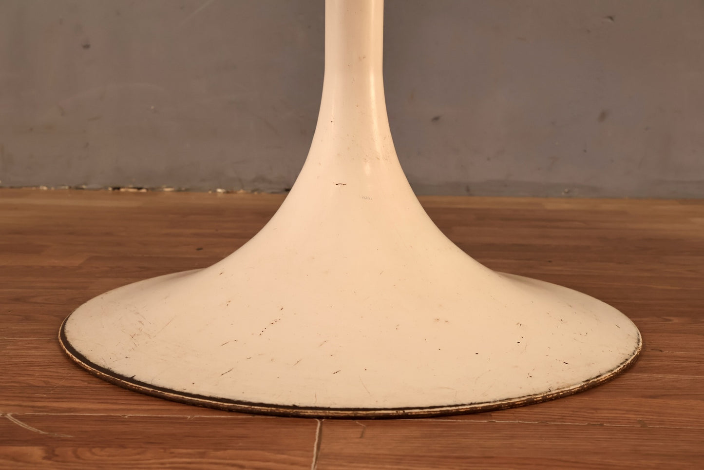 Mod White Tulip-Style Dining Table - ONLINE ONLY