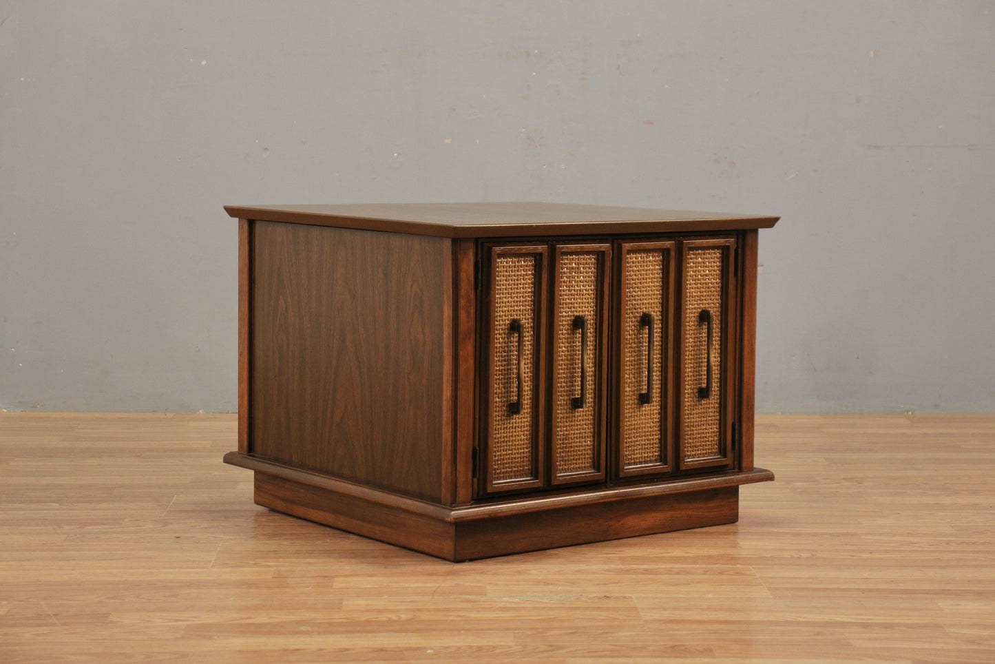 Walnut & Laminate 2-Door End Table