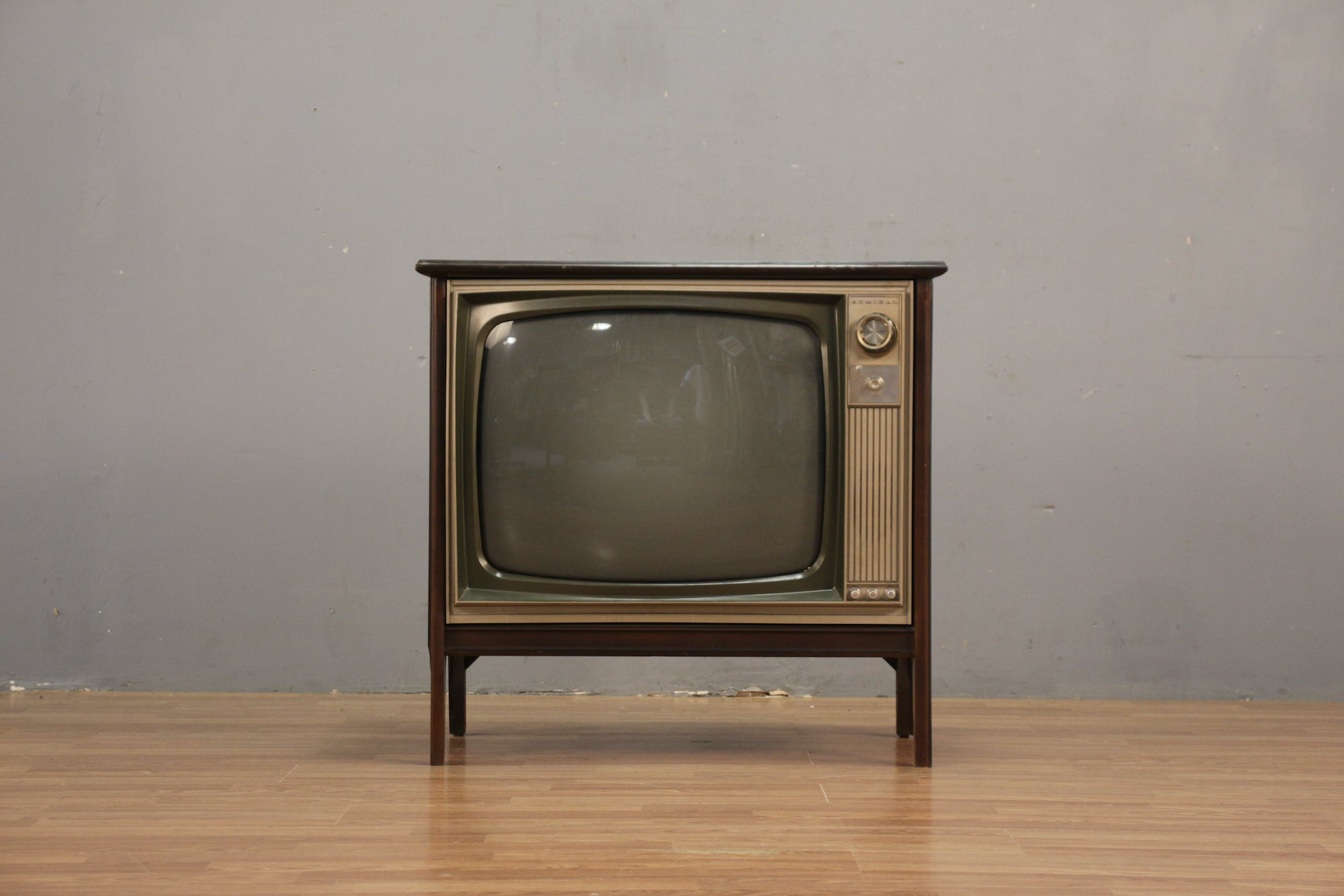 Mid Century Admiral Television - ONLINE ONLY – Furnish Green