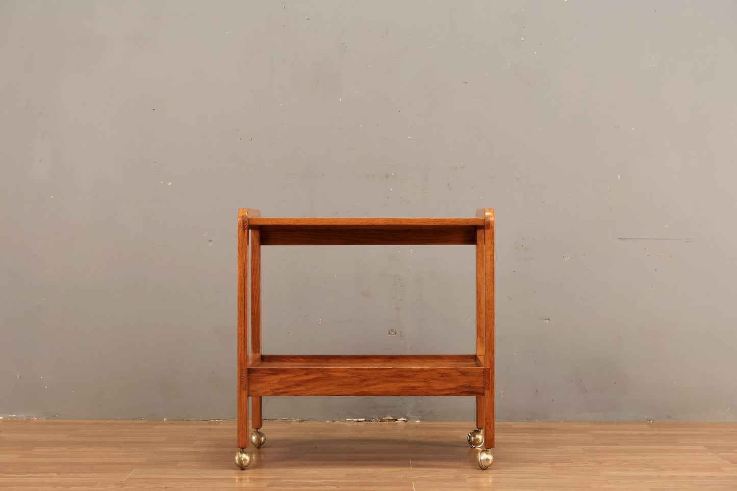 Country Oak 2-Tier Bar Cart