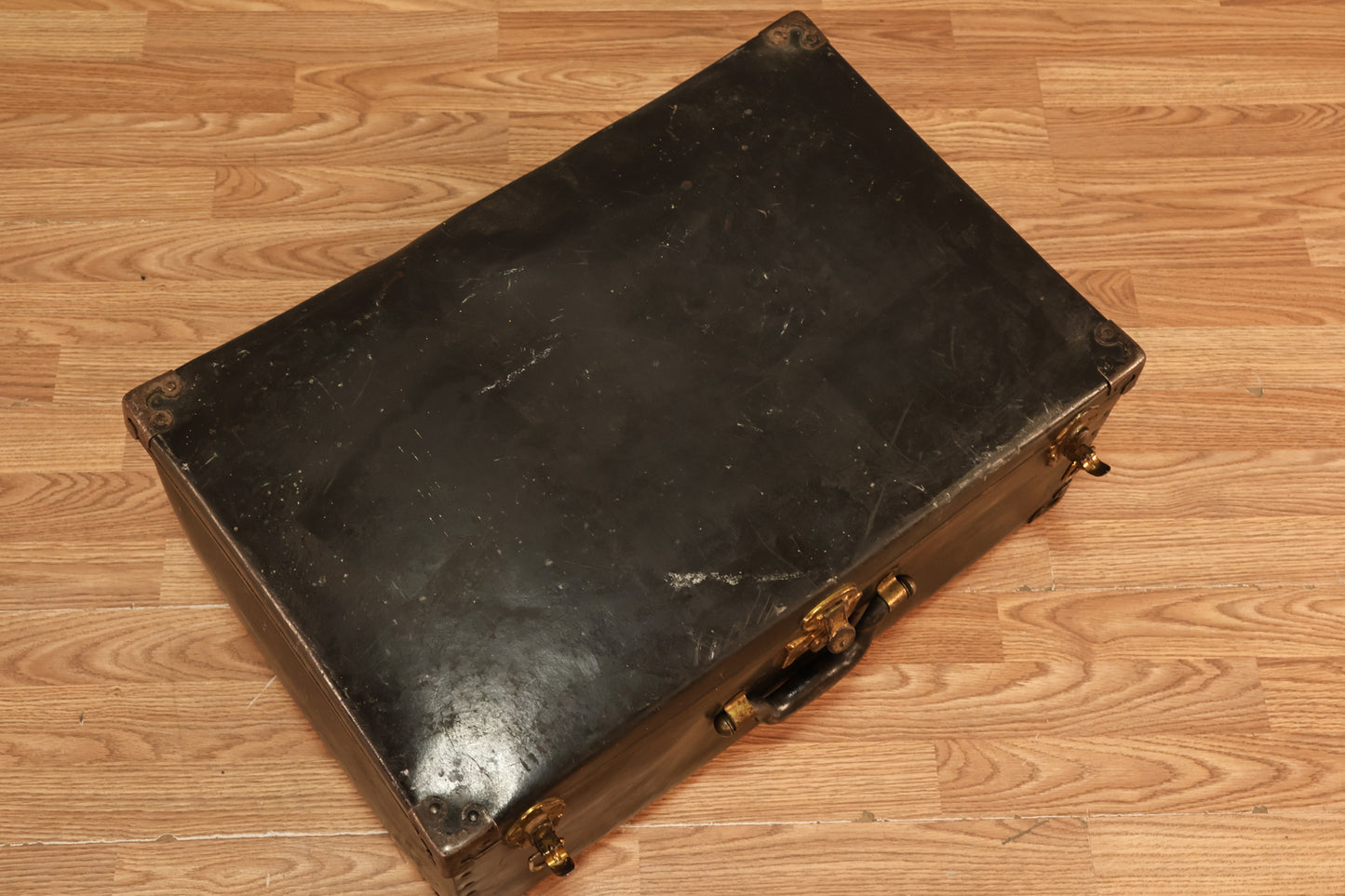 Hercules Antique Black Suitcase