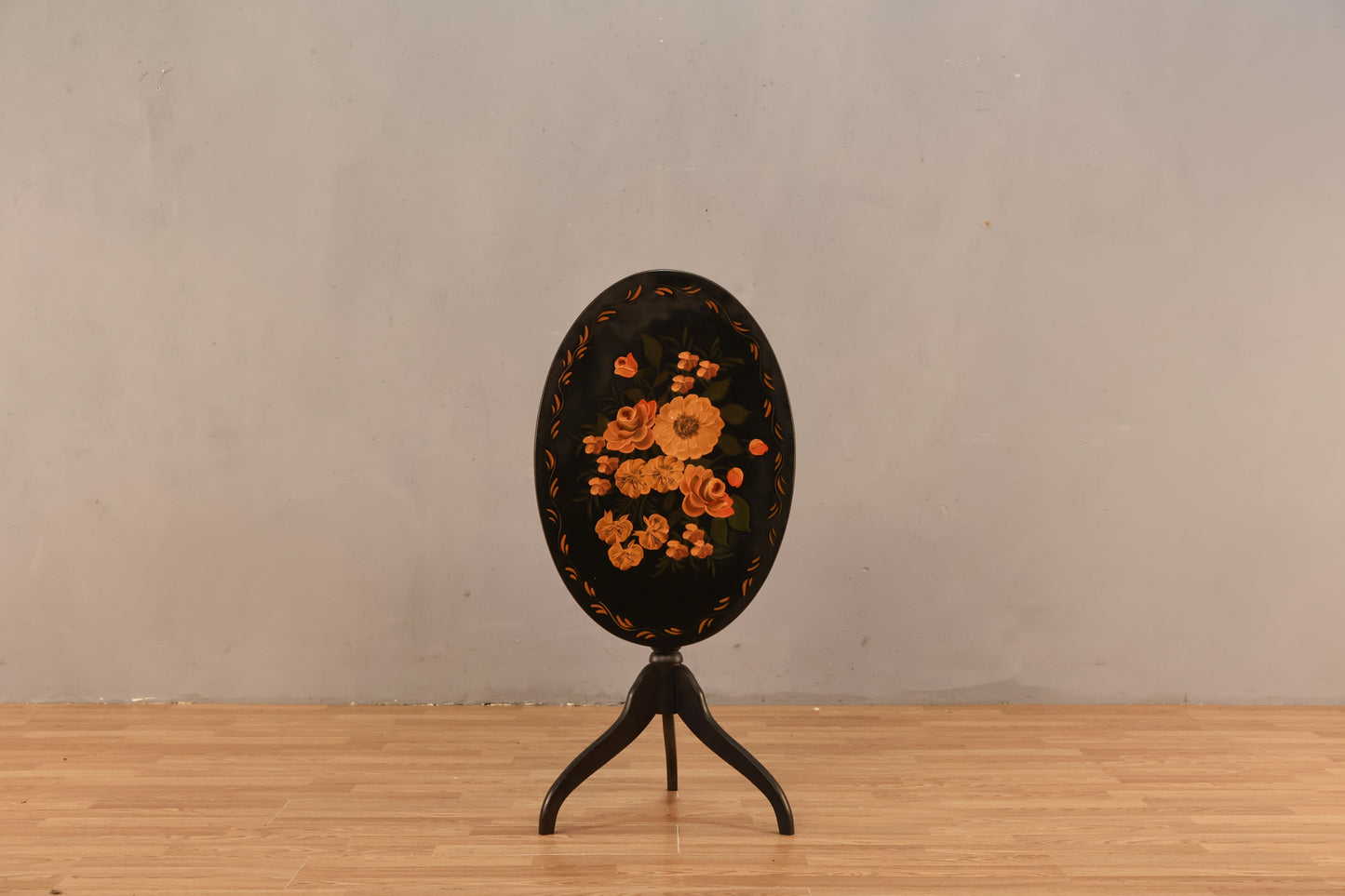 Victorian Floral Tilt-Top End Table