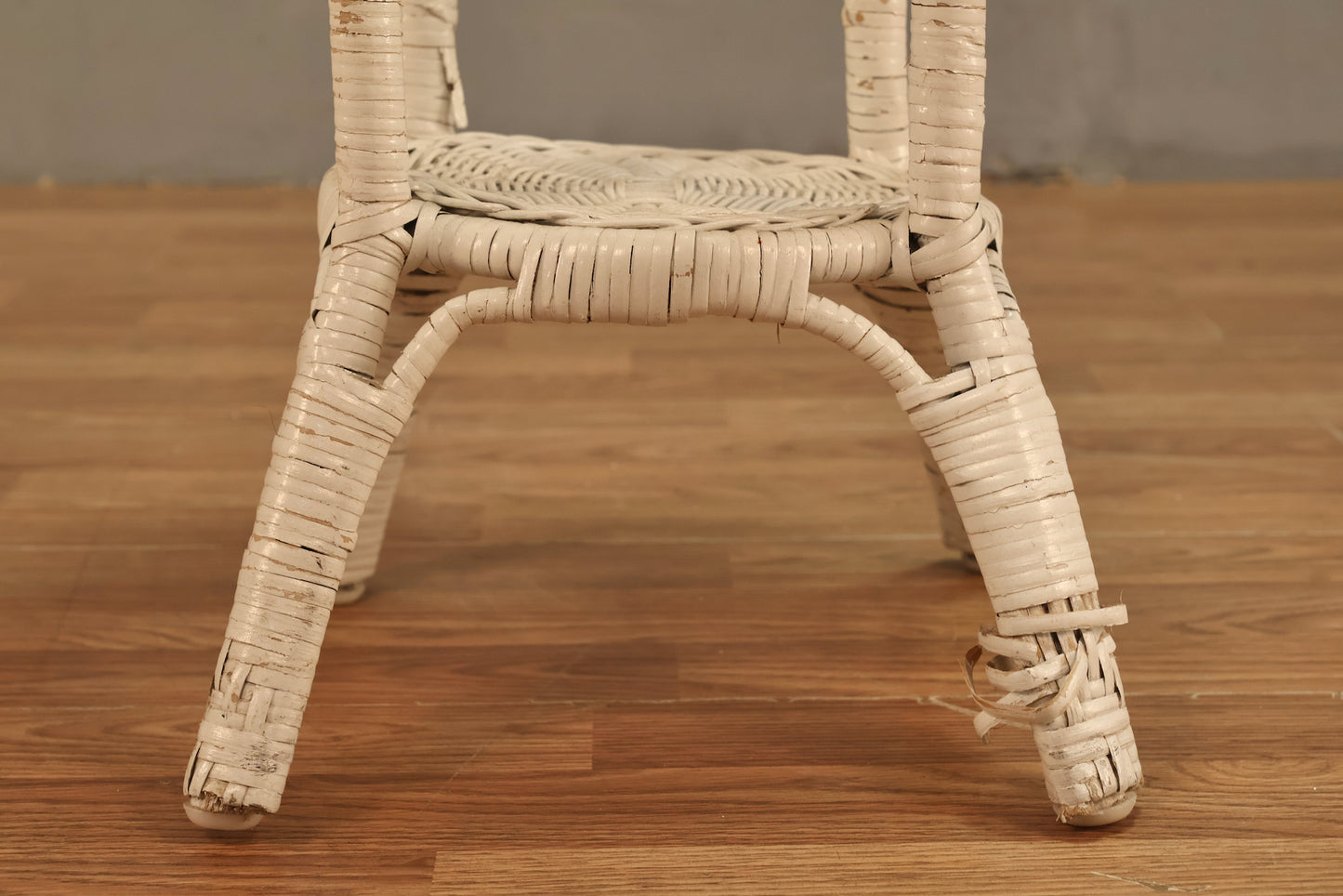 White Wicker Plant Stand